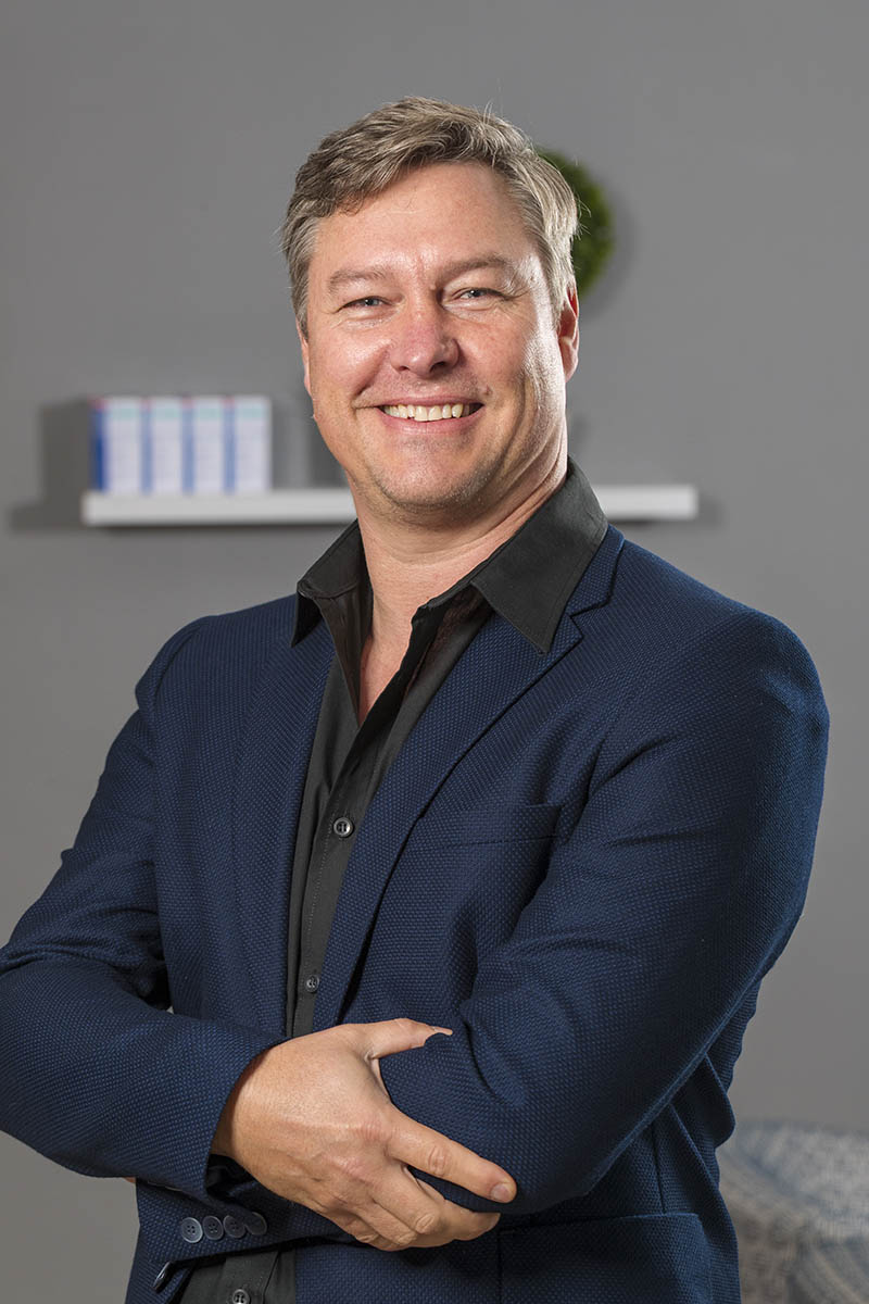 Dr Ian Grundlingh, specialist prosthodontist